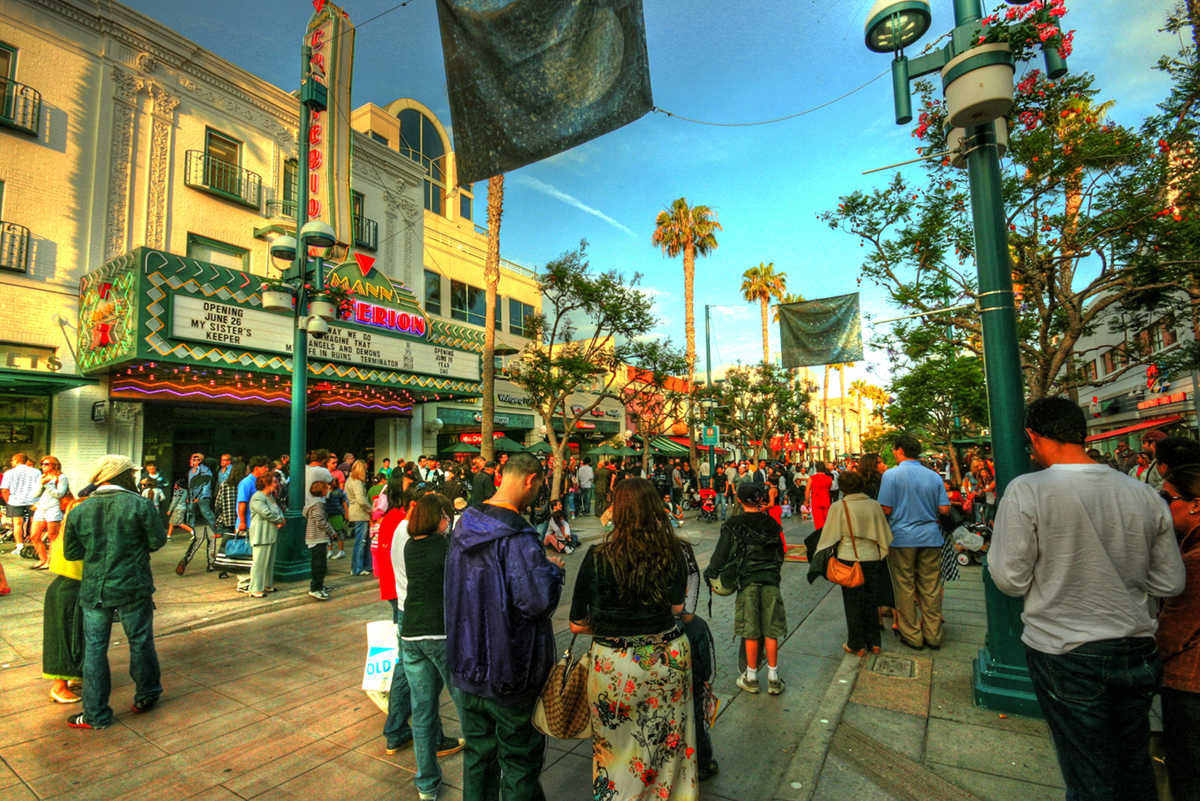 6 Inspiring Pedestrian Streets in the US
