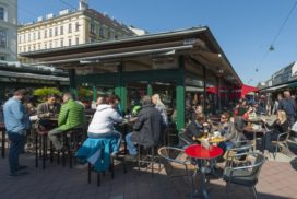 naschmarkt vienna austria