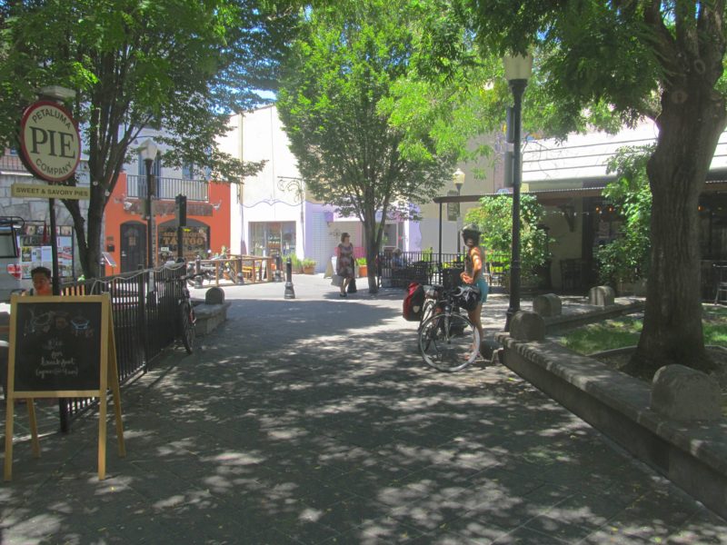 Putnam Plaza end
