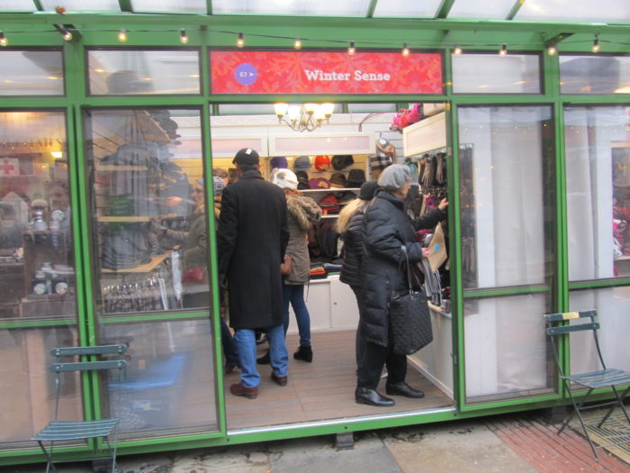 Winter Village kiosk, Bryant Park 3