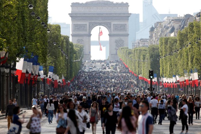 champs elysees pedestrianized